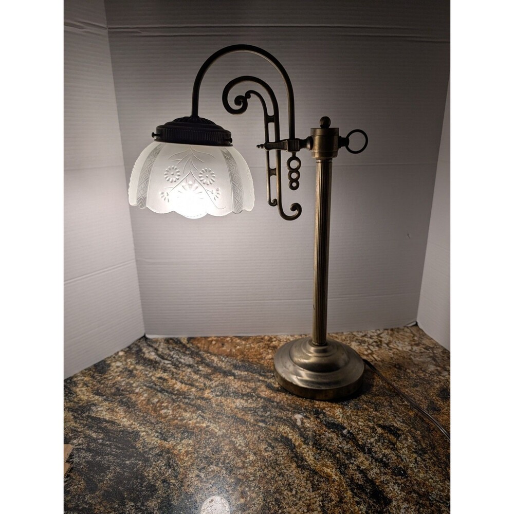 Vtg BRASS SWAN NECK VICTORIAN STYLE DESK/BOUDOIR LAMP Frosted Shade ADJUSTABLE
